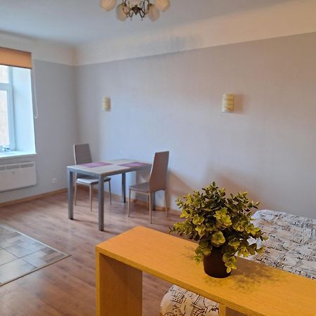 Bright And Cozy Studio In City Centre Riga Esterno foto